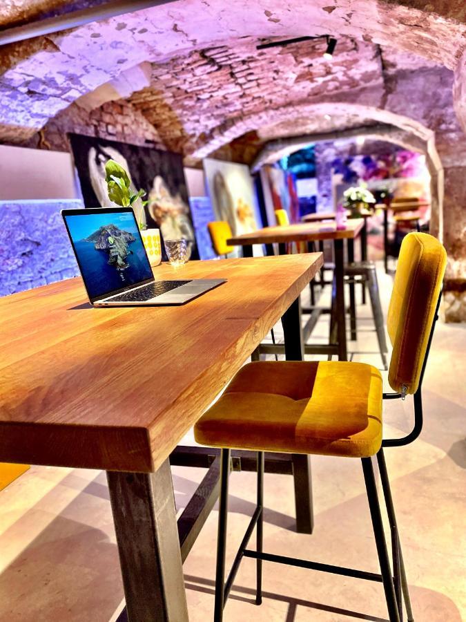 Aparthotel Atelier Raamwerk 125m2!